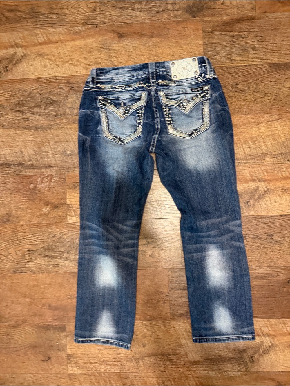 Miss Me Distressed Dark Blue Easy Crop Jeans with Embellished Pockets 29 Women’s